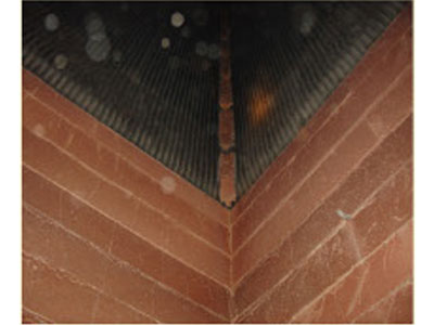 前水冷壁与侧水冷壁相交防磨层处理